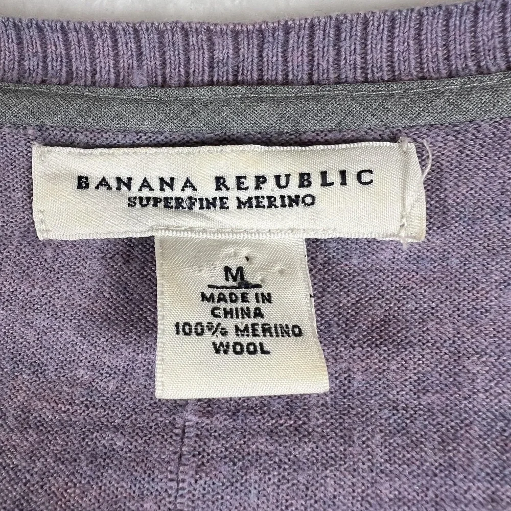 Banana Republic brand banana